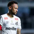 Terrible behavior! Neymar gets into a fight with Remo player right during the match