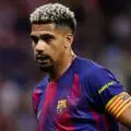 Signal d'alarme pour Barcelone. Araujo quitte le terrain sur blessure face à l'Atlético