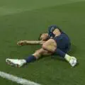 Jouer malgré la douleur ! Le leader du PSG blessé, mais contraint de finir le match