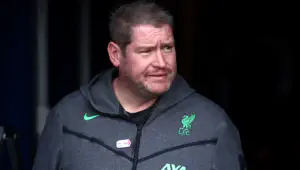 Le célèbre entraîneur de WSL Matt Beard s'est pendu à la suite d'humiliations et de harcèlement lors de son passage à la tête de l'équipe féminine de 