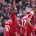 Le jeune talent de Liverpool inscrit son nom dans l’histoire lors du match contre Chelsea