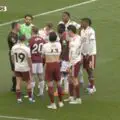 Une décision qui vaut de l'or ! L'arbitre annule le but controversé de West Ham contre Arsenal