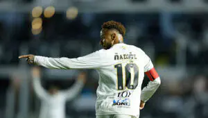 Incredible strike! Neymar gets on the scoresheet in Brazil’s Serie A clash. VIDEO