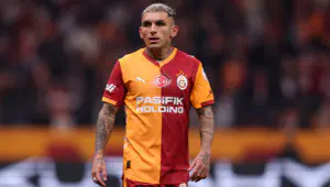 Madness! Galatasaray player Lucas Torreira assaulted by fan obsessed with his wife