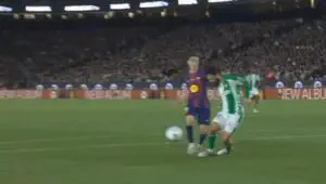 Scandal in La Liga! Referee awards highly controversial penalty against Barcelona