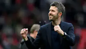 Confiance totale ! Officiel : Michael Carrick reste entraîneur principal de Manchester United