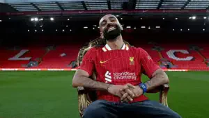 Faiseur d'histoire ! Mohamed Salah bat le record de passes décisives de Steven Gerrard lors de sa dernière apparition avec Liverpool