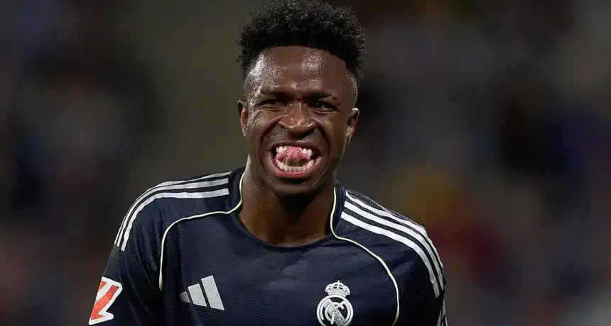 Tout n'est pas si simple. Vinícius Júnior a commenté la prolongation de contrat avec le Real