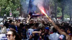 Tension mounts in Paris as serious clashes erupt near Parc des Princes during the final