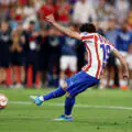 Une option inattendue : Julián Álvarez pourrait rester à Madrid