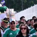 Des célébrités au match d'ouverture ! Le légendaire boxeur assiste à la rencontre Mexique - Afrique du Sud