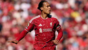 La décision est prise ! On sait désormais si Van Dijk restera à Liverpool la saison prochaine
