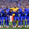 La blessure est-elle plus grave ? La star de la France pourrait manquer le match d'ouverture de la Coupe du monde