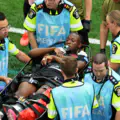 A challenging case. It has been revealed how long Ismaël Koné will be sidelined after breaking his leg in the match against Qatar