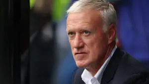 Tragédie. Didier Deschamps quitte d'urgence le camp de l'équipe de France et rentre chez lui