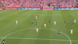Big miss! Pašalić squanders a golden one-on-one chance against Panama