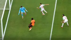 Cauchemar contre son camp ! Un but contre son camp pour la Tunisie égale le record des Coupes du monde