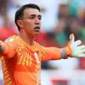 World Cup anti-record! Muslera makes history after a fatal blunder against Spain