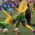 Fair referee decision? Canada appealed for a penalty, but the referee ruled the South African player did not foul