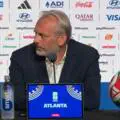 Moment déchirant : le sélectionneur de la RD Congo, Sébastien Desabre, apprend le décès de son père en conférence de presse après la défaite contre l’
