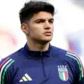 Four clubs enter the race: Italy international set to continue his career in the Premier League
