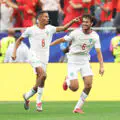 C'est maintenant aux clubs de décider. La star marocaine accepte de rejoindre Manchester City