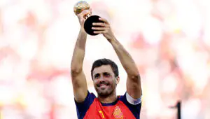 Rodri wants to join a Spanish giant and has rejected Manchester City's contract offer
