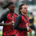 La carrière continue. Luka Modrić reste à Milan pour une saison de plus