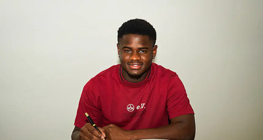 Le défenseur sénégalais Mikayil Faye jouera pour le FC Nürnberg la saison prochaine