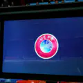 La fin de l’ère des petites fautes ! L’UEFA brandit la hache au-dessus de l’intervention du VAR dans le football