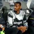 Chelsea links reignited! Como targets London club's striker