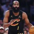 La Barbe reste à la maison ! Harden signe un énorme nouveau contrat avec les Cavaliers