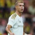He couldn't resist. Ronaldo makes Danilo laugh during Al-Ittihad clash. VIDEO