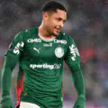 Winter raid planned! Chelsea and Man United plot January swoop for Vitor Roque