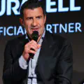 Revanche pour une trahison vieille d’un quart de siècle ! Barcelone a fait capoter un contrat à plusieurs millions à cause de Luis Figo