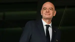 Les murs se resserrent ! La Norvège dépose une plainte explosive contre Infantino