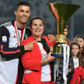 He is not appreciated enough! Cristiano Ronaldo's mother burst into tears over her son's departure from the national team