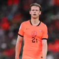 Replacement for Enzo Fernandez! Chelsea target Frenkie de Jong