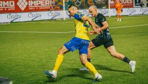 St.Truiden vs Iberia 1999 prediction
