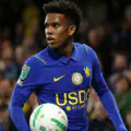 Reward for patience at Stamford Bridge: Chelsea preparing improved contract for Estêvão