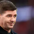 La légende de Liverpool prête à relever un nouveau défi. Steven Gerrard pourrait prendre les rênes d’un ambitieux club britannique