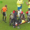 Oh non ! Le leader des Mamelodi Sundowns a quitté le terrain sur civière en Ligue des champions de la CAF