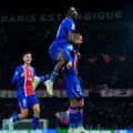 Le Barça s'effondre à Paris ! Fabián Ruiz inscrit le quatrième but du PSG dans un match fou