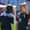 L’expérience européenne au service d’un géant sud-africain. L’entraîneur de Harry Kane revient à Orlando Pirates