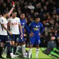 Scandale arbitral dans le derby ! Palmer échappe au carton rouge direct, mais pénalise tout de même Chelsea