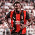 La nouvelle star de Milan aux racines africaines : qui est Alphadjo Cissé et pourquoi toute l’Italie le suit