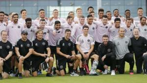 The club that wants Messi is left without a coach