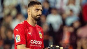 Chelsea may buy Georgia goalkeeper