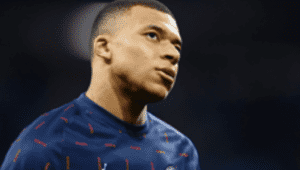 PSG will wait 2-3 weeks for Mbappe's decision