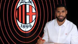 AC Milan sign experienced Chelsea midfielder